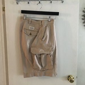 Men’s cargo shorts beige